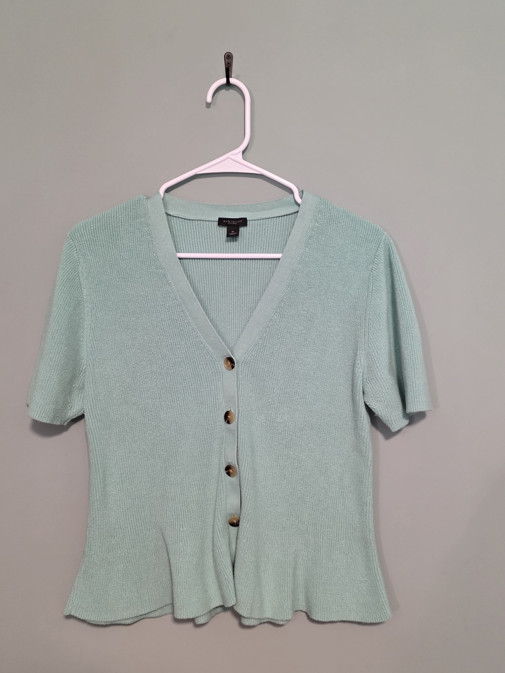 Ann Taylor Factory Light Mint Short-Sleeve Button-Front Top